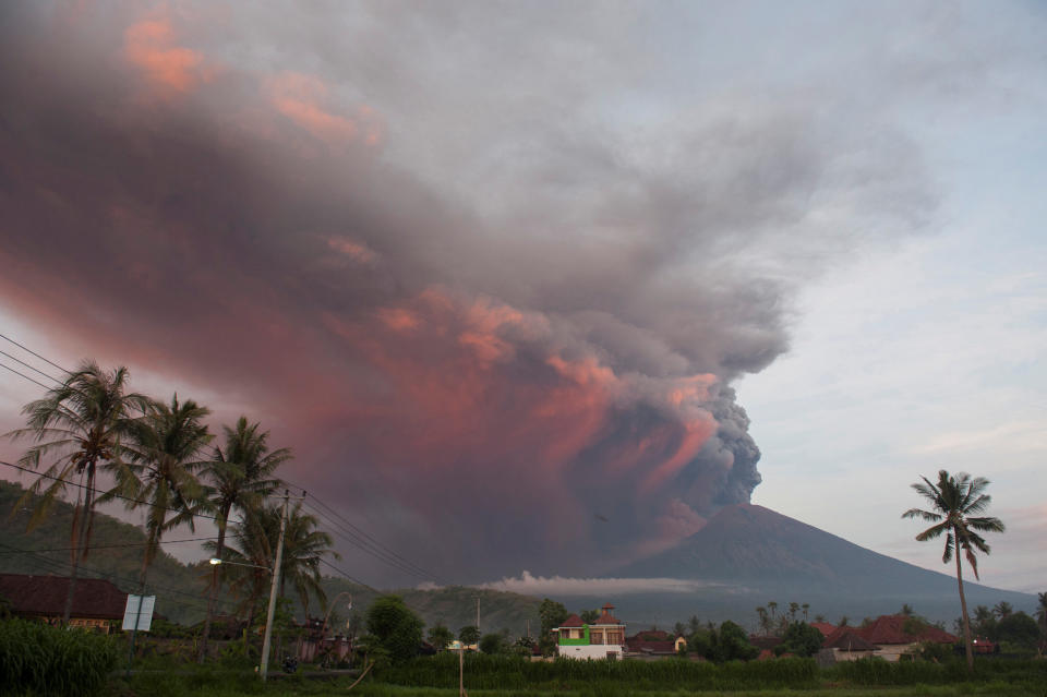 The Mount Agung eruption as seen from Culik Village in Karangasem, Bali,&nbsp;on Saturday.