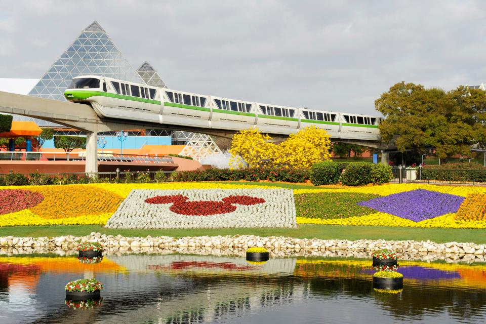 epcot monorail