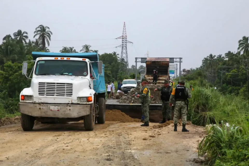 Hallan cinco asesinados en el municipio de Tecpan, Guerrero