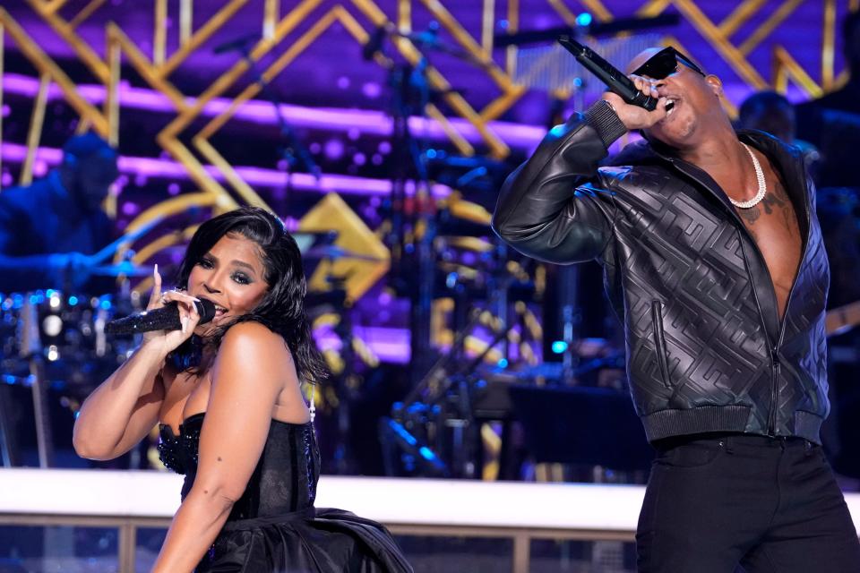 Ashanti and Ja Rule perform at the Soul Train Music Awards at the Apollo Theater on Saturday, Nov. 20, 2021, in New York. (Photo by Charles Sykes/Invision/AP) ORG XMIT: NYCS112