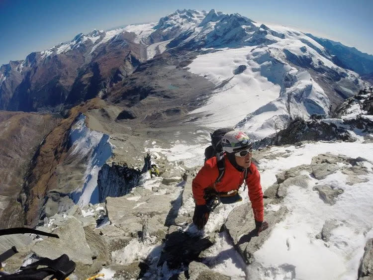 張元植熱愛登山，他過去曾多次寫下高難度攀登紀錄。翻攝張元植臉書