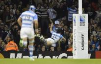 Rugby Union - Ireland v Argentina - IRB Rugby World Cup 2015 Quarter Final - Millennium Stadium, Cardiff, Wales - 18/10/15 Argentina's Juan Imhoff scores a try Reuters / Toby Melville Livepic