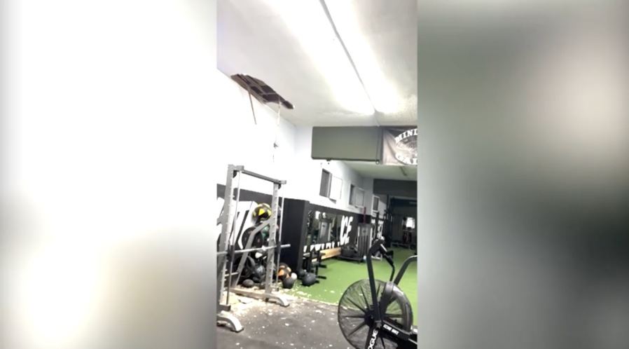 Burglar busts in through ceiling of Southern California gym