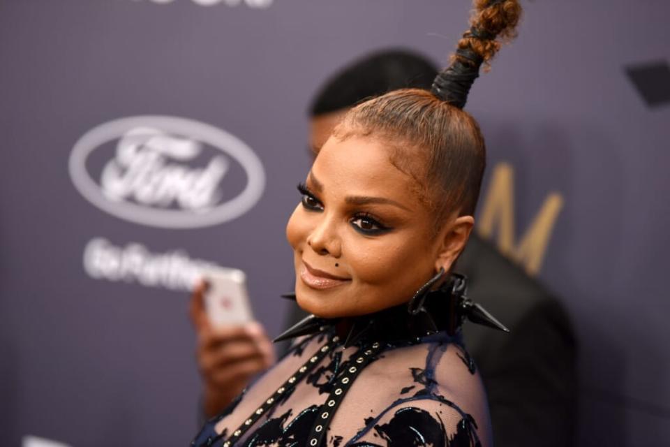 Black Girls Rock! 2018 - Red Carpet