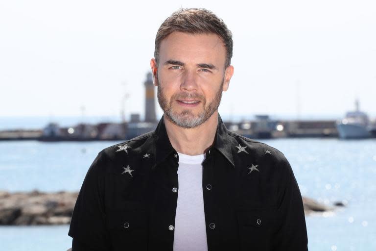 Gary Barlow fans outraged as he signs autobiography with a ‘squiggle’: ‘Is this even you?’