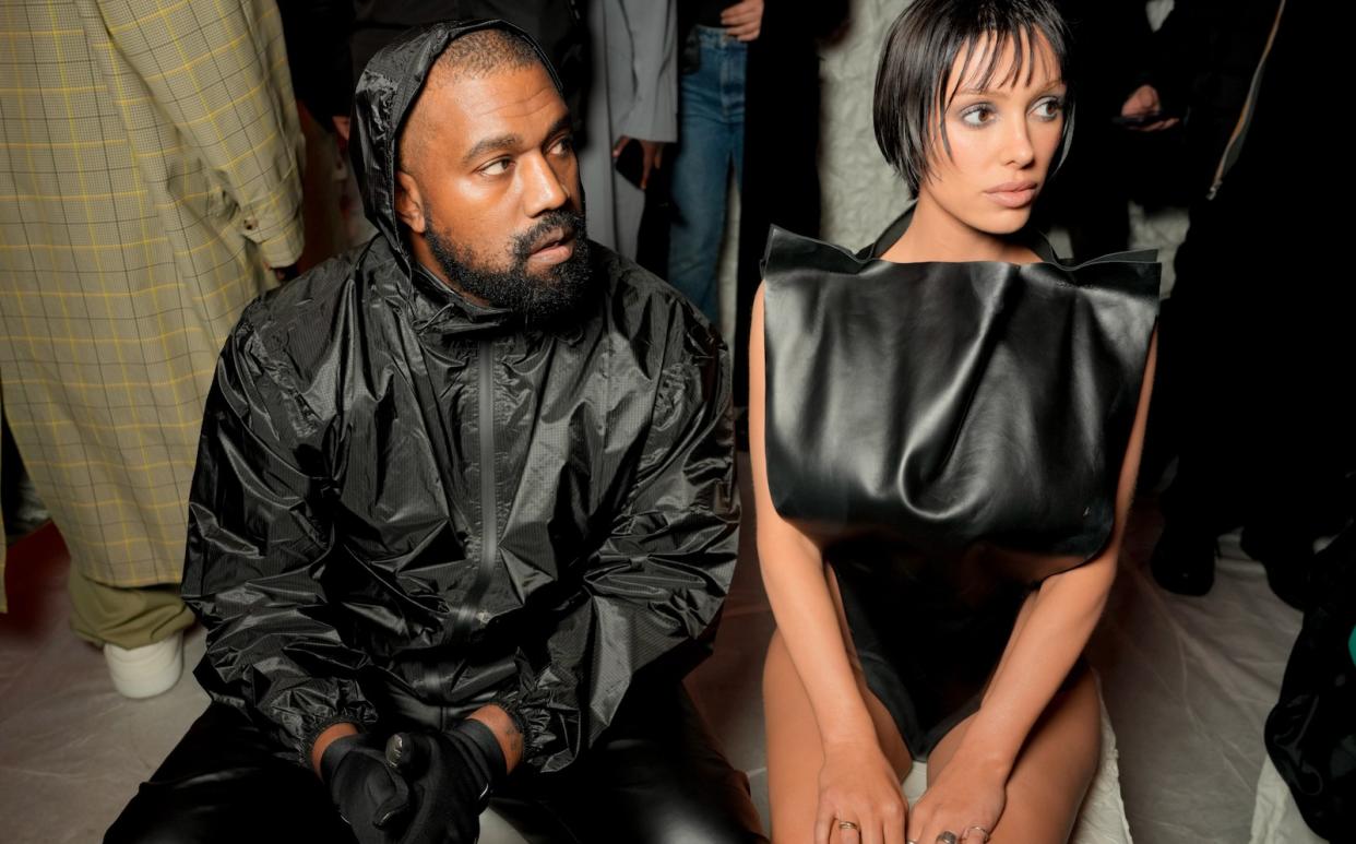 A picture of western superstar couple Kanye West and Bianca Censori