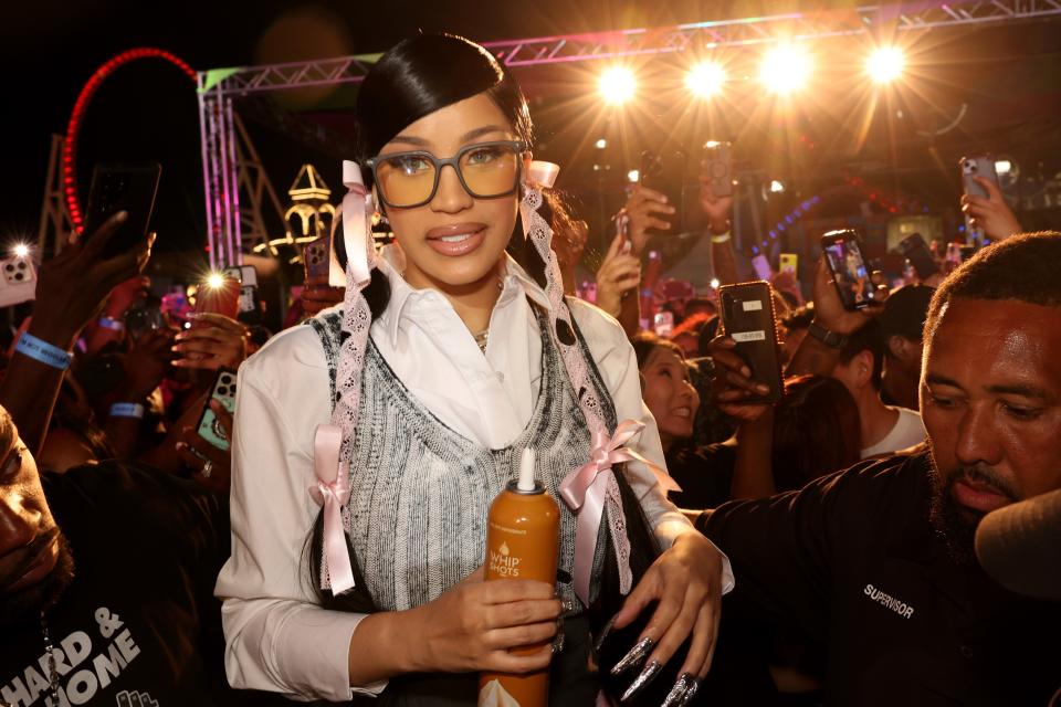 <h1 class="title">Cardi B Pigtails Glasses</h1><cite class="credit">Getty Images</cite>