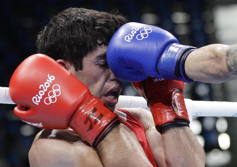 Punch in the head in Rio