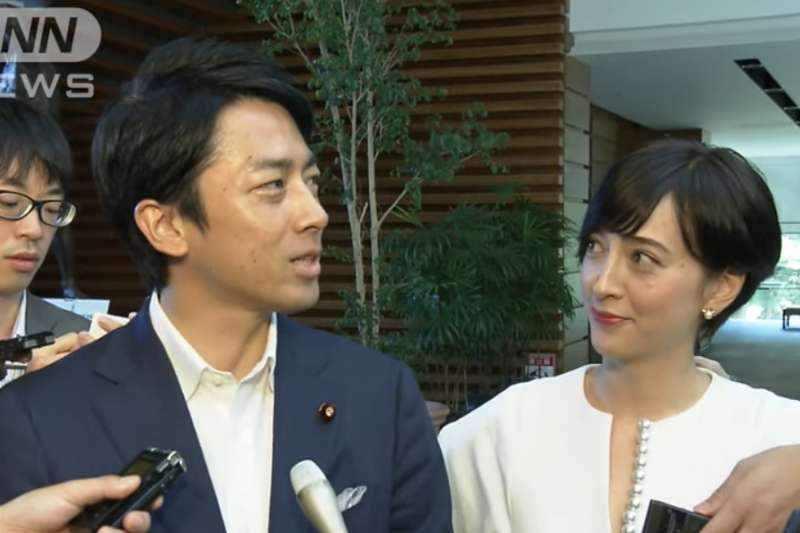 20190815-日本前首相小泉純一郎次子、國會眾議院議員小泉進次郎7日宣布，將與日法混血藝人、人氣女主播瀧川雅美結婚。（截圖自ANN NEWS@youtube）