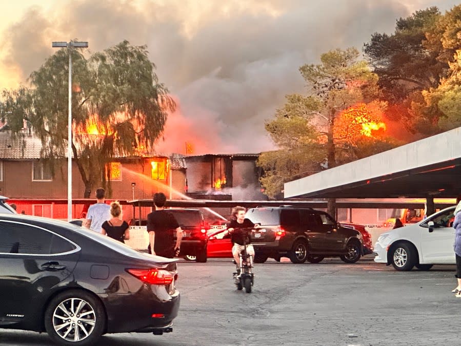 <em>Clark County Fire Department responds to an apartment fire in the central Las Vegas valley near Spencer Street and Flamingo Road. (KLAS)</em>