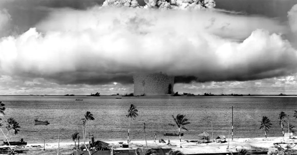 Nukleartests wurden in dem Bikini-Atoll von den USA von den 1940er bis in die 1950er Jahre durchgeführt. - Copyright: Bettmann / Getty Images