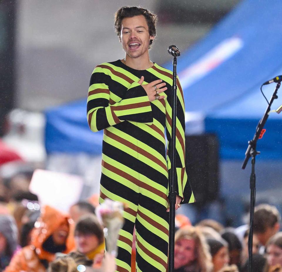 NEW YORK, NEW YORK - MAY 19: Harry Styles performs on NBC's 'Today' show at Rockefeller Center on May 19, 2022 in New York City. (Photo by James Devaney/GC Images)