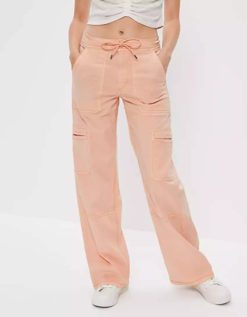 AE Snappy Stretch Baggy Cargo Jogger. Image via American Eagle.