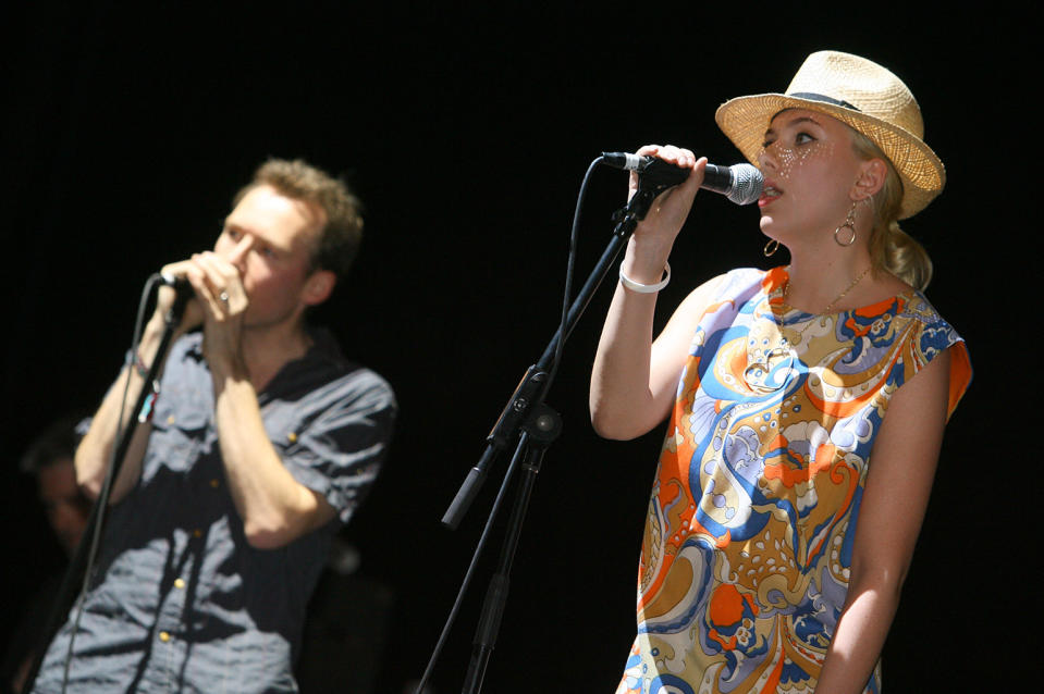 Scarlett Johansson and Jesus & Mary Chain