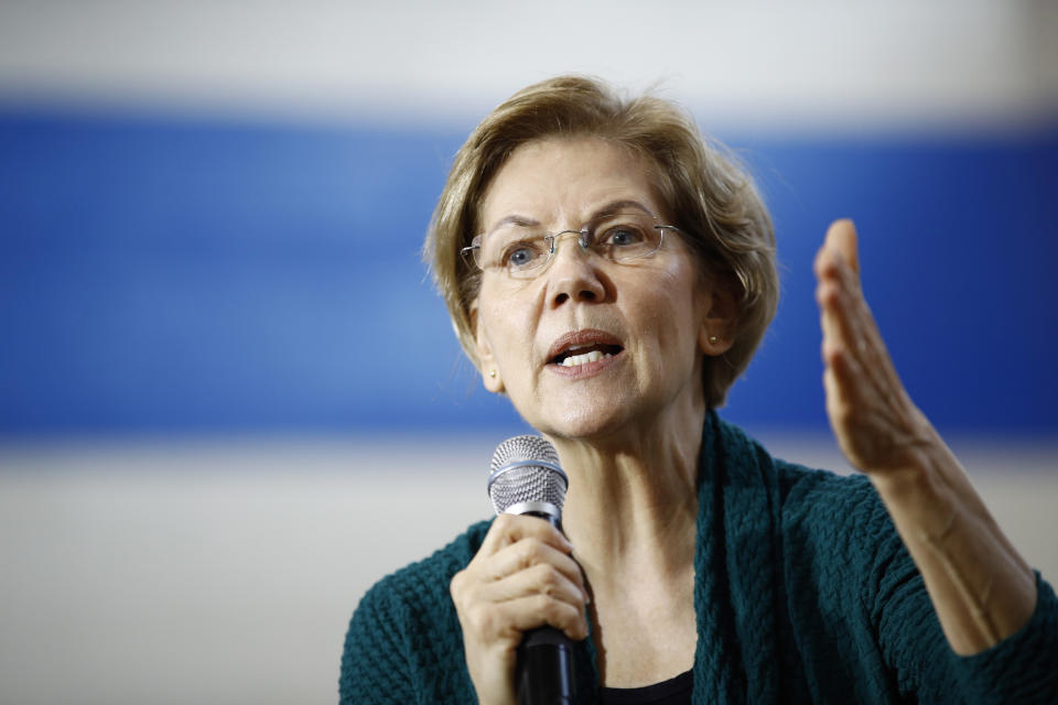 Democratic presidential candidate Sen. Elizabeth Warren, D-Mass., speaks during a campaign event, Sunday, Jan. 19, 2020, in Des Moines, Iowa. (AP Photo/Patrick Semansky)