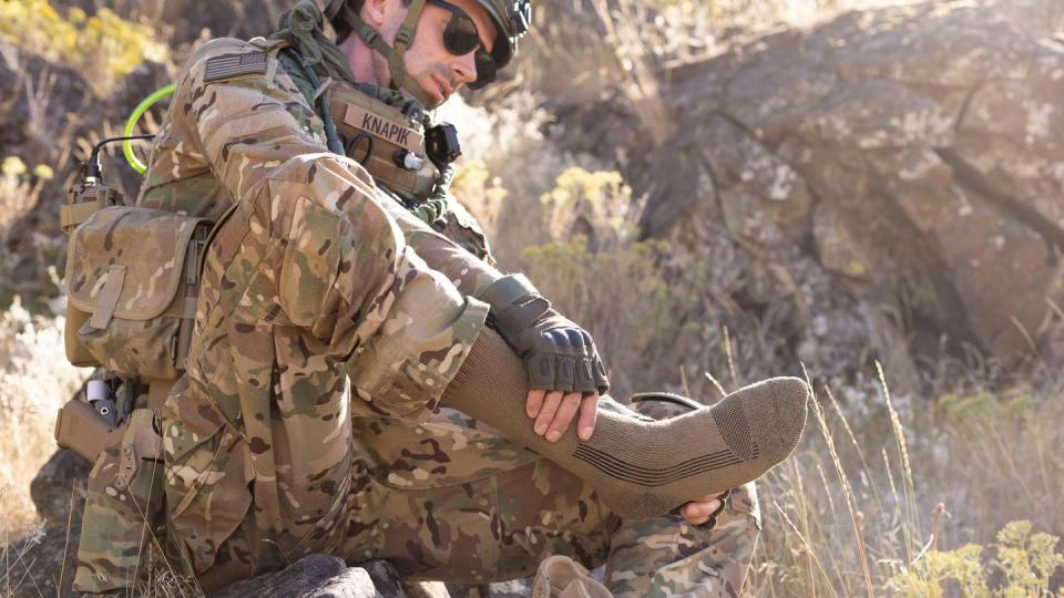 Fox River Mill’s MIlitary Wick Dry Maximum Medium Weight Mid-Calf Boot Sock is the brand’s best-selling Combat Boot Sock and a mid-height polypropylene boot sock loaded with proprietary technology. (Courtesy Fox River)