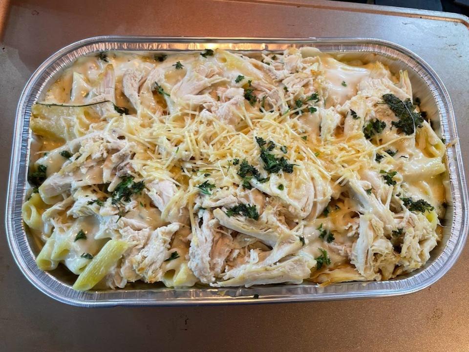 Baked chicken Alfredo