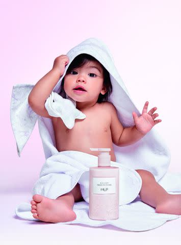 <p>DIOR</p> Baby Dior