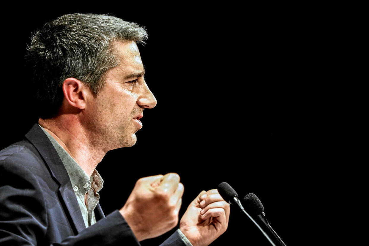 « Est-ce qu’on veut gagner ensemble ou est-ce qu’on veut perdre séparés, voilà l’alternative qui est devant nous », a dit François Ruffin.  - Credit:Charles Bury/SIPA