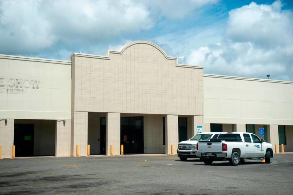 Another national department store is on the way to Pascagoula.The future site of Ollie’s Bargain Outlet, a discount chain, is under construction near Office Depot.