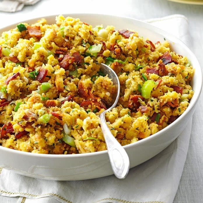 Pecan-Cornbread Dressing