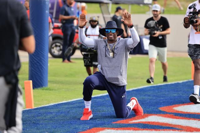 Deion Sanders-led Triple A Academy to play at Fort Worth Christian