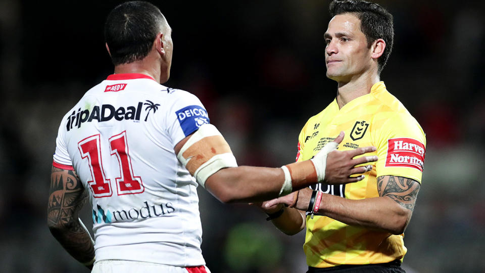 Tyson Frizell, pictured here speaking to Henry Perenara during an NRL game in 2020.