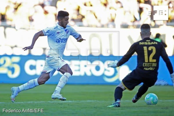 2-2. Nacional desaprovecha su ventaja y Peñarol iguala el Clásico