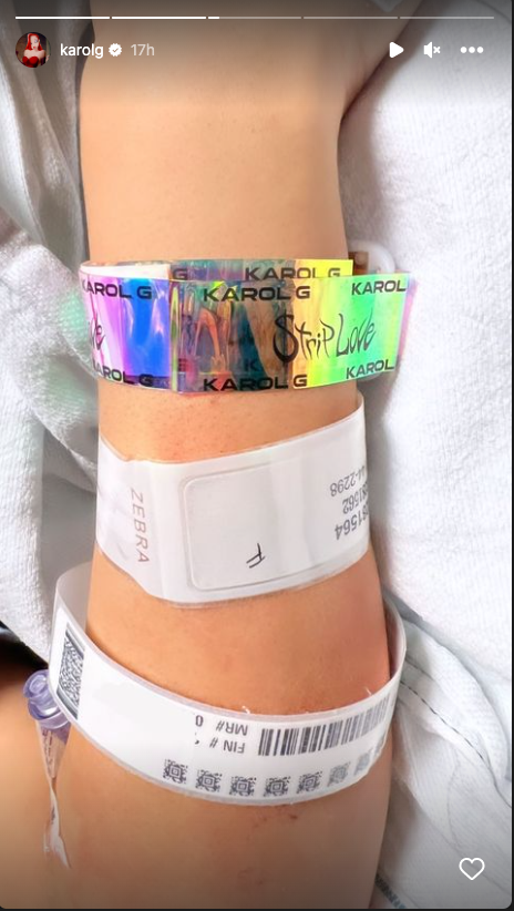 The new mom with her hospital and Karol G concert bracelet.  (Instagram story)