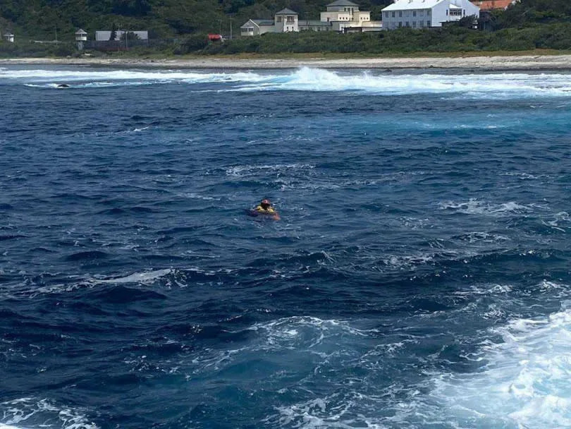 台東縣綠島鄉17日中午發生釣客落海意外。（圖／蔡旻妤台東傳真）