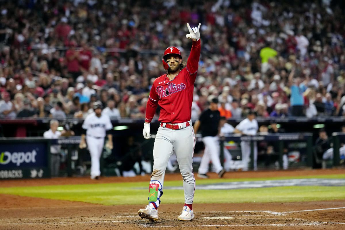 Diamondbacks vs. Phillies Game 6; Rangers vs. Astros Game 7, scores, highlights, news, live tracker