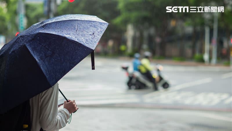 今日水氣增多雨區擴大，未來一周天氣曝光。(示意圖／記者陳弋攝影)