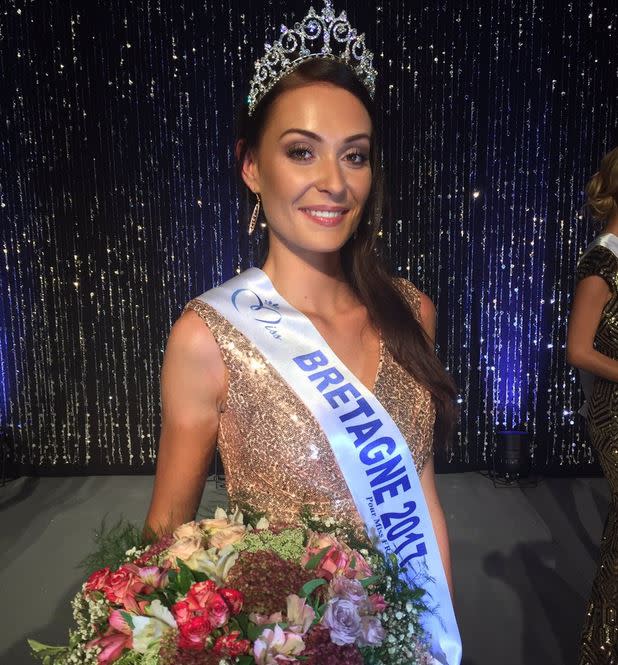 <p>Caroline Lemée est Miss Bretagne. Cette jeune femme de 24 ans est spa praticienne.<br> Crédit photo : Twitter Miss France </p>