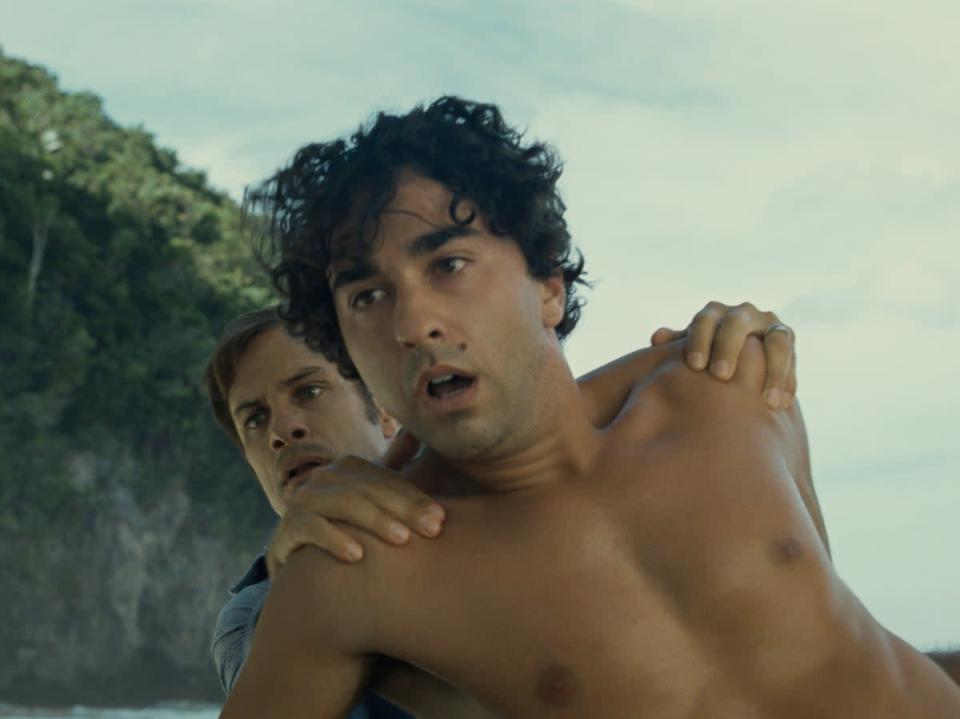 Not a Day at the Beach: Guy (Gael Garcia Bernal) and Trent (Alex Wolff) in 