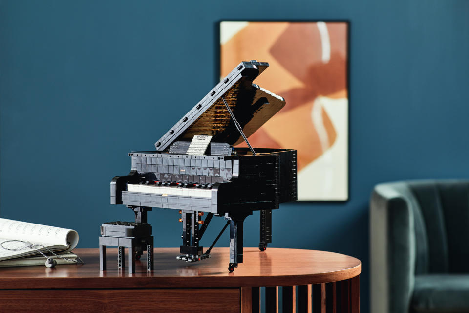 Lego Grand Piano