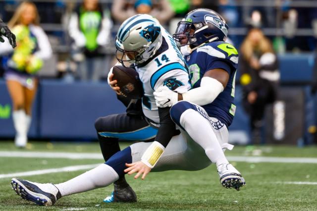 WATCH: Seahawks vs. Panthers highlights from Week 14