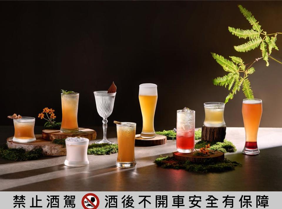 台北國泰萬怡酒店 Drift Bar 攜手OMAR單一麥芽威士忌  即日起推出無限暢飲主題酒單「島嶼香氣微醺之旅」。圖／台北國泰萬怡酒店提供