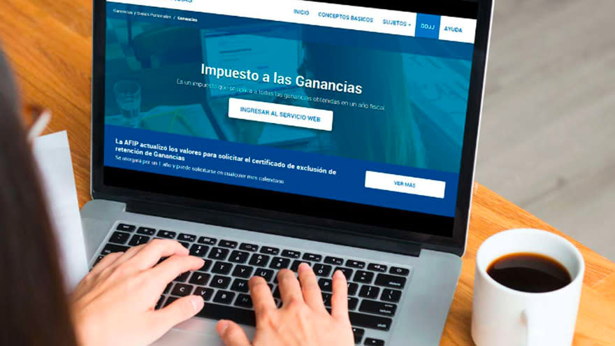 La información que tienen que dar los empleados se carga en el servicio denominado 