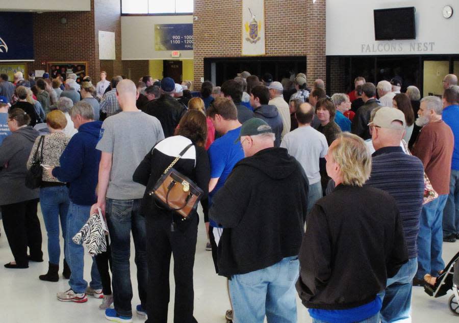 Kansas' Spanish-Language Voting Guide Contains Some Very Suspicious Errors