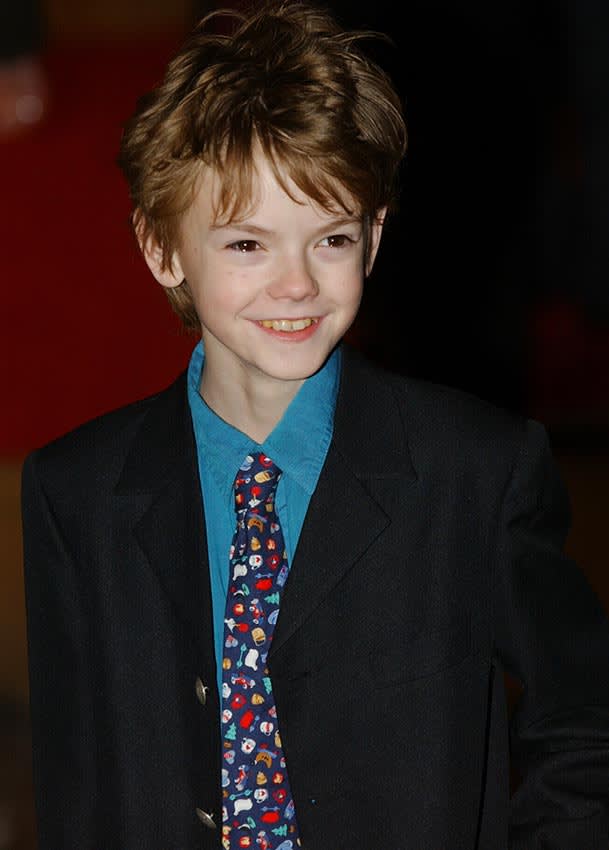 Thomas Brodie Sangster, el niño de Love Actually, se compromete