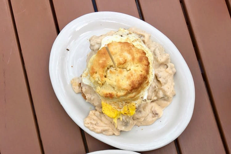 <b>Photo: Jean M./<a href="https://yelp.com/biz_photos/maple-street-biscuit-company-st-pete-saint-petersburg-2?utm_campaign=17a0f528-bc3f-4cc6-829e-034e24d859a5%2Cb5b81e4b-06e8-4251-aa70-5db150aba73c&utm_medium=81024472-a80c-4266-a0e5-a3bf8775daa7" rel="nofollow noopener" target="_blank" data-ylk="slk:Yelp;elm:context_link;itc:0;sec:content-canvas" class="link ">Yelp</a></b>