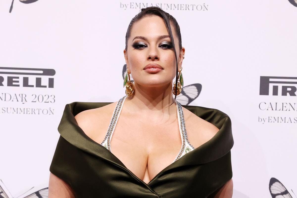 Ashley Graham wears black underwear and gold bust in new photo