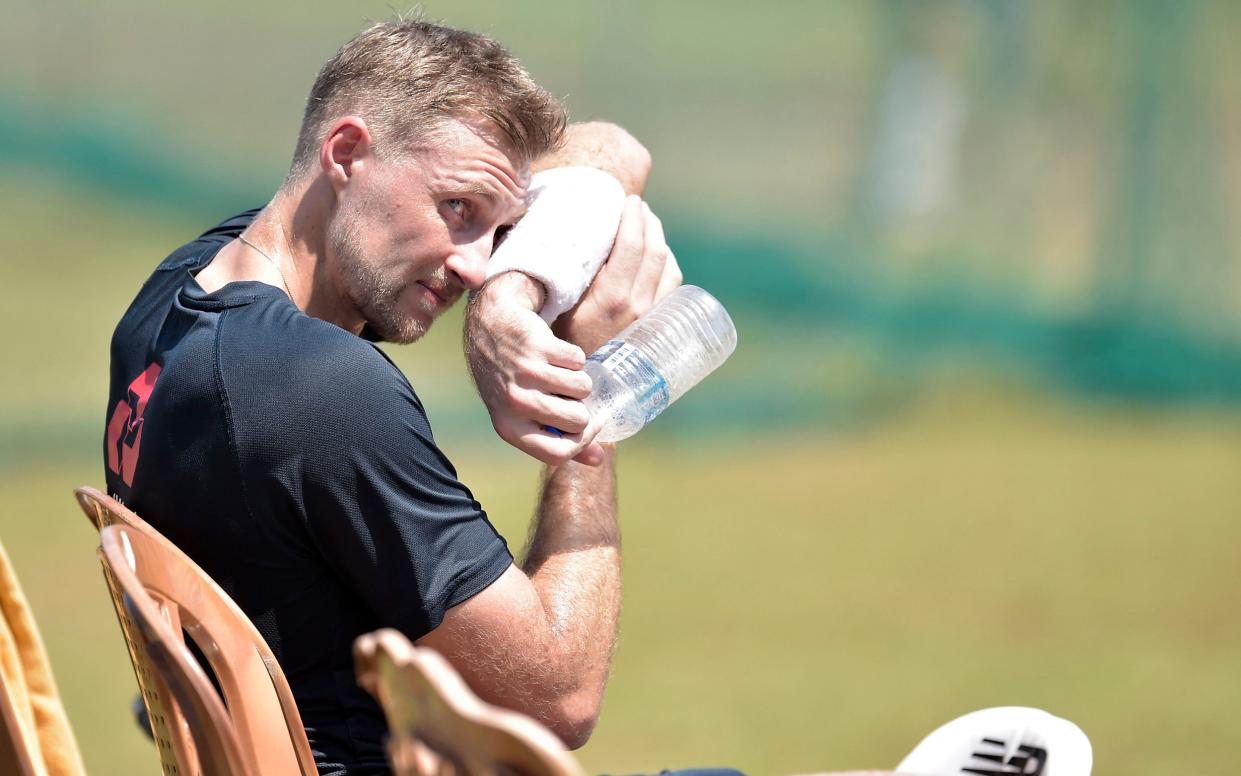 Joe Root feeling the Heat, during training at the Galle International Stadium, - News-scans