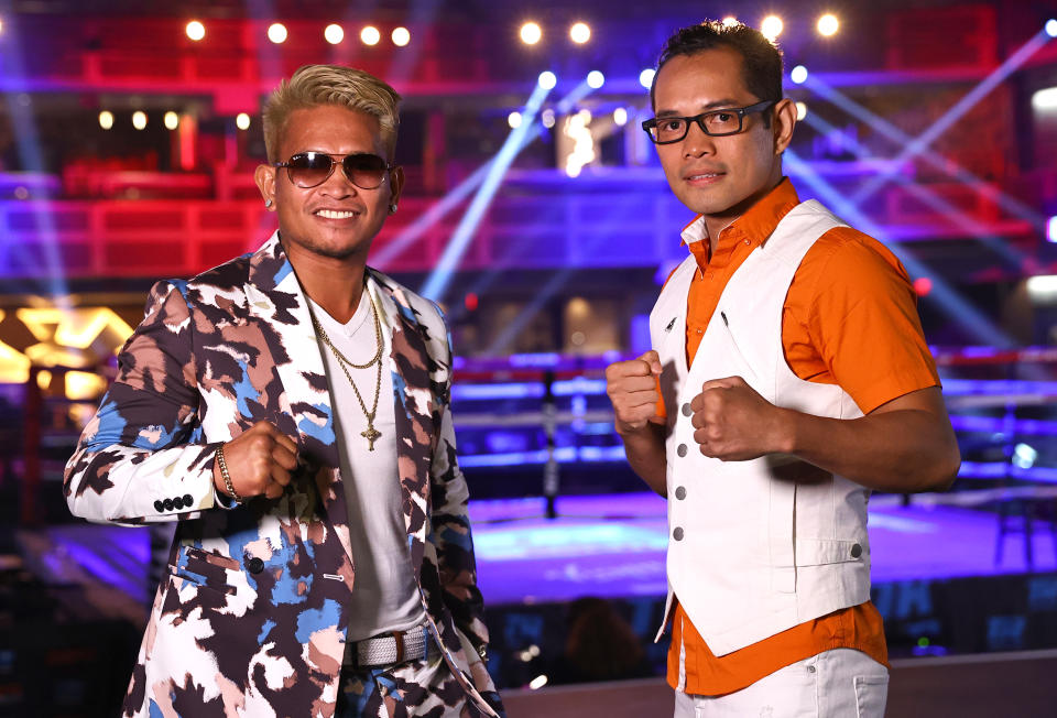 LAS VEGAS, NEVADA - JUNE 19: John Riel Casimero (L) and Nonito Donaire (R) pose after attending fight night between Naoya Inoue and Michael Dasmarinas for the WBA/IBF bantamweight championship at Virgin Hotels Las Vegas on June 19, 2021 in Las Vegas, Nevada. (Photo by Mikey Williams/Top Rank Inc via Getty Images)