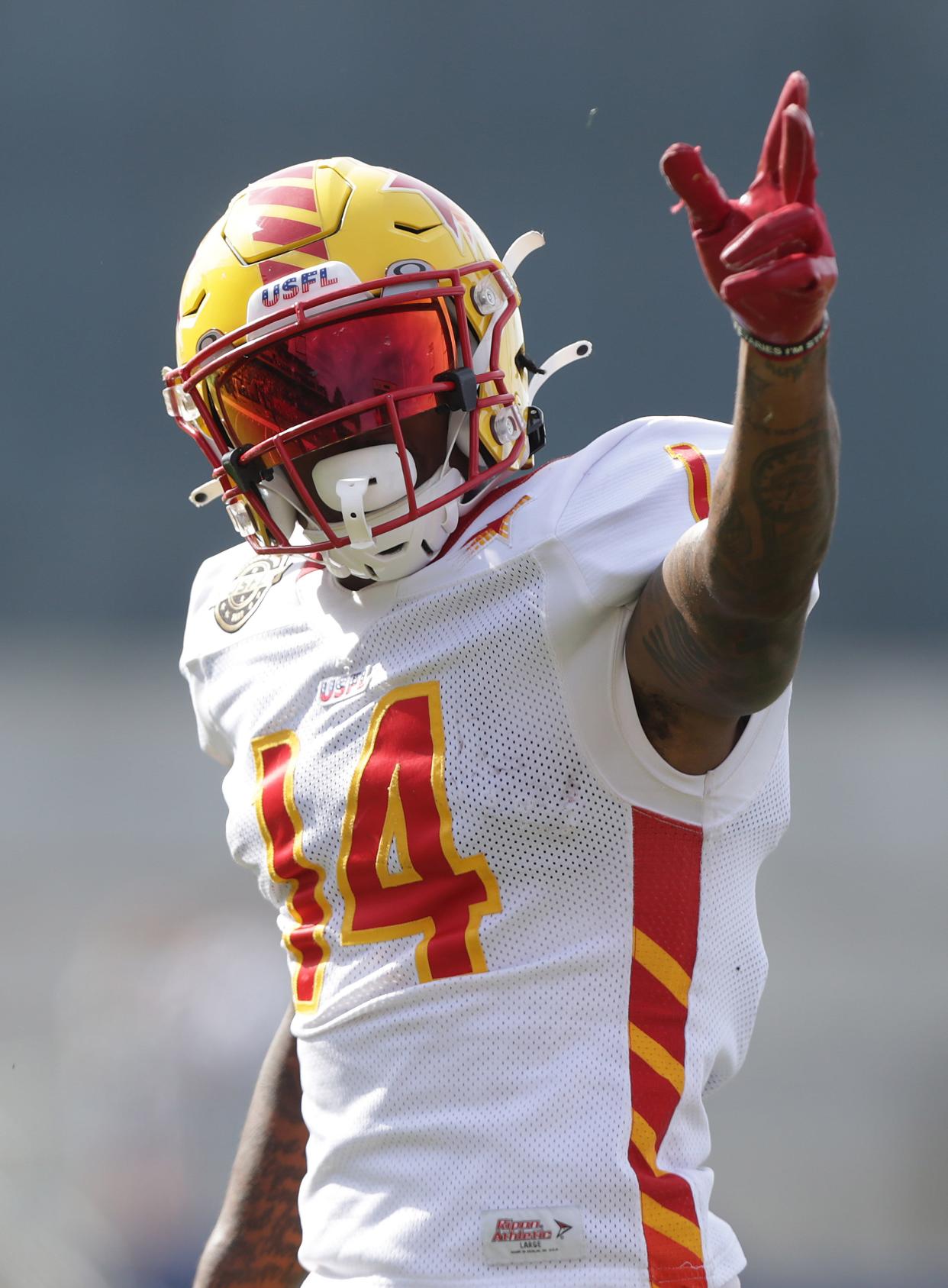 Stars receiver Diondre Overton signals a first down in his team's win over the Generals in a USFL semifinal at Tom Benson Hall of Fame Stadium, Saturday, June 25, 2022.