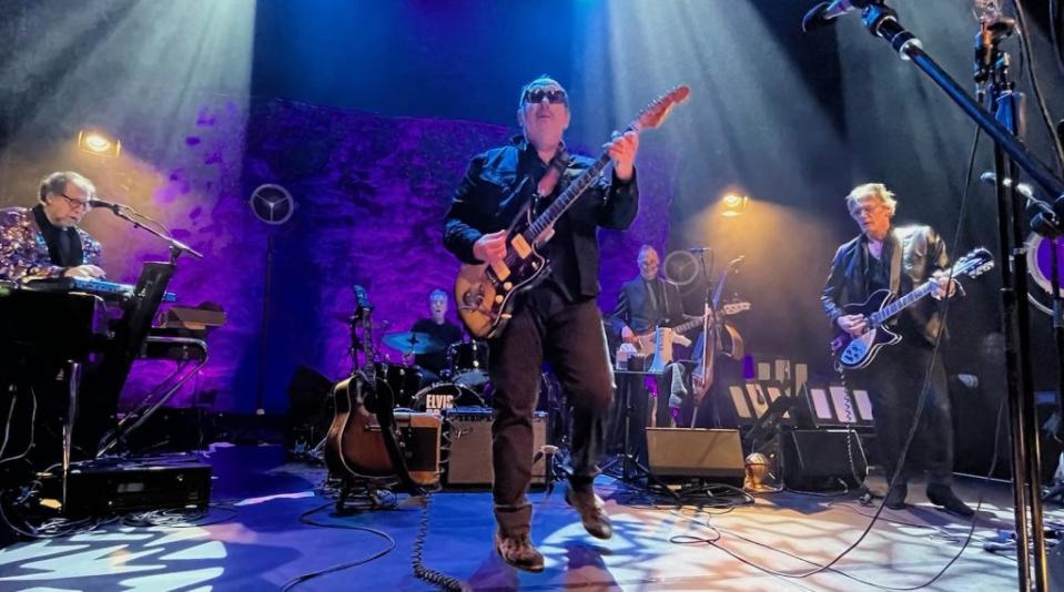 costello residency review elvis 10-night stand concert show nyc