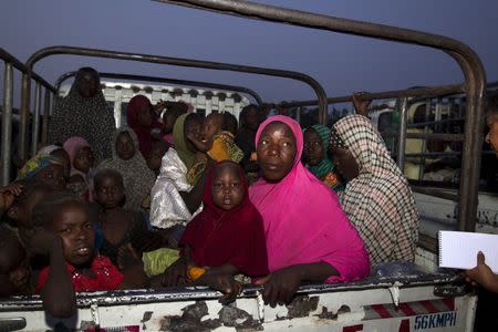 Women and children rescued from Islamist militant group Boko Haram in the Sambisa forest by the Nigerian military arrive at an internally displaced people's camp in Yola, Adamawa State, Nigeria, May 2, 2015. REUTERS/Afolabi Sotunde.