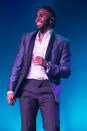 <p>Jason Derulo in a sleek, performance-ready suit.</p>