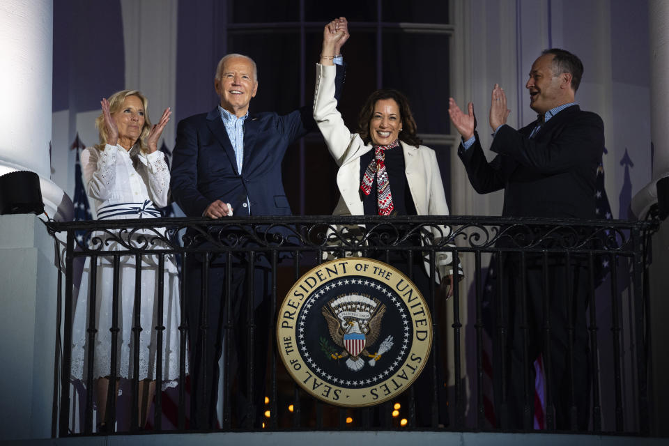 Biden's decision to drop out crystalized Sunday. His staff knew one