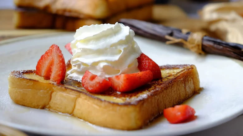 Plated milk bread French toast